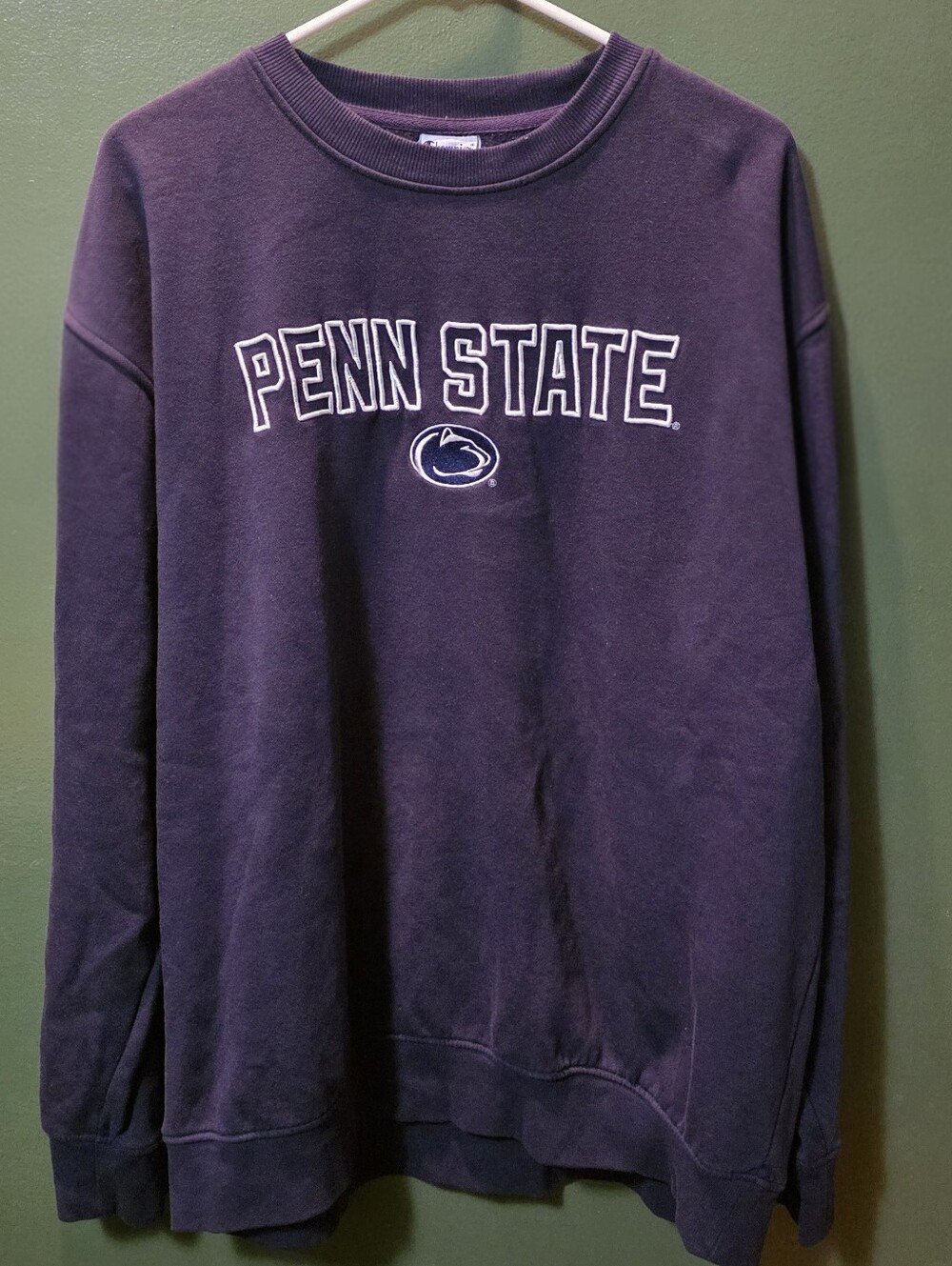 Unisex XL Navy Champion Penn State Crewneck Sweatshirt with Embroidered Logo
